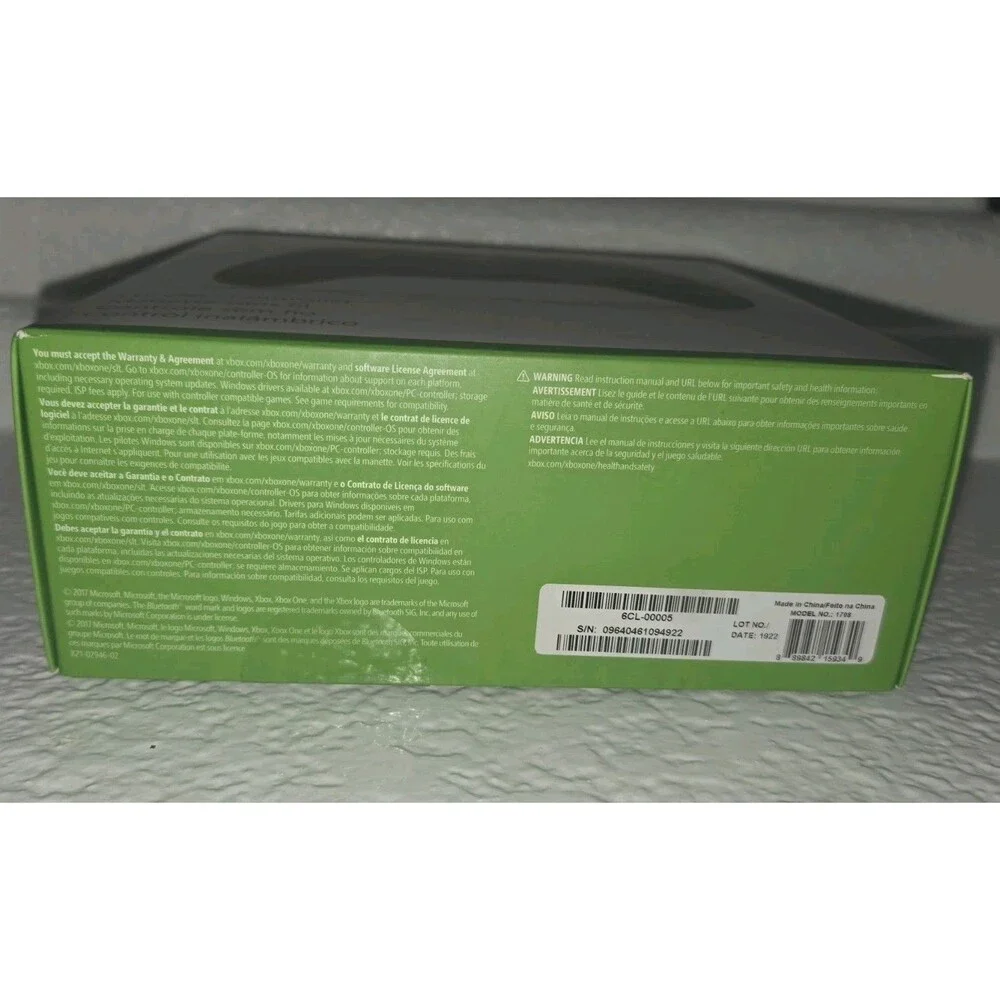 Microsoft Xbox One Windows Black Controller Model 1708 Bluetooth New Sealed Box